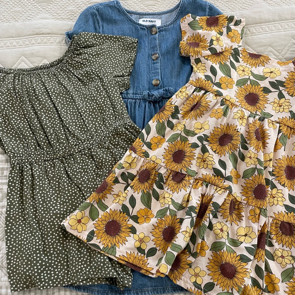 Little Girls 5t Floral and Polka Dot set